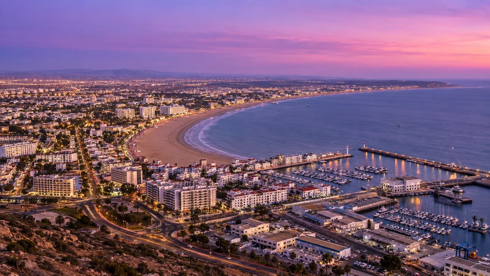 Agadir et front de mer - AMSEEL CARS, location de voiture