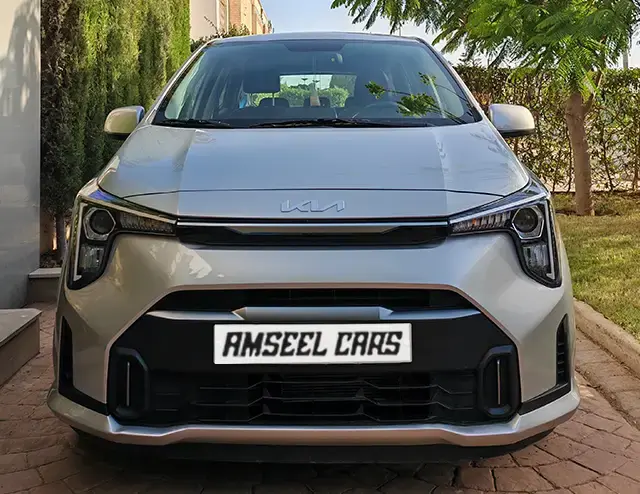 Kia Picanto location voiture Agadir (SUV) | SUV familial moderne, le Kia Picanto 1.0 GDI 66 ch avec boîte automatique DCT à 7… Kia Kia Picanto 2025 (SUV), vue avant · Agadir, Maroc · AmseelCars
